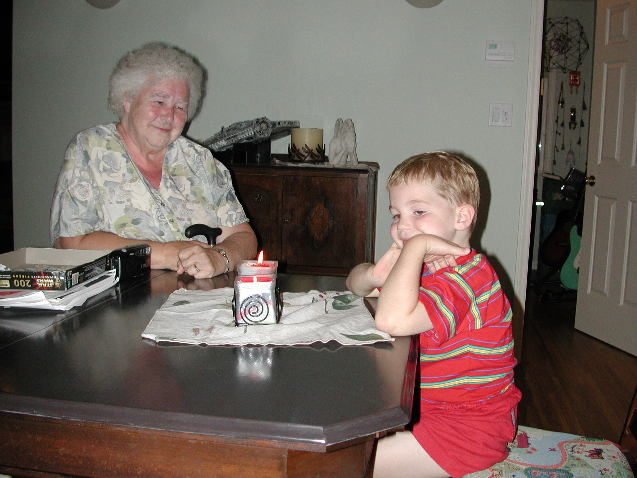Tristan and Aunt Shirley.JPG, 662632 bytes, 8/08/00